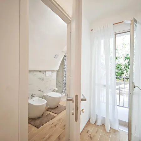 Apartament Dynami *